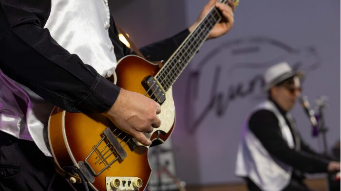 Show Cover Bee Gees no Nações Shopping